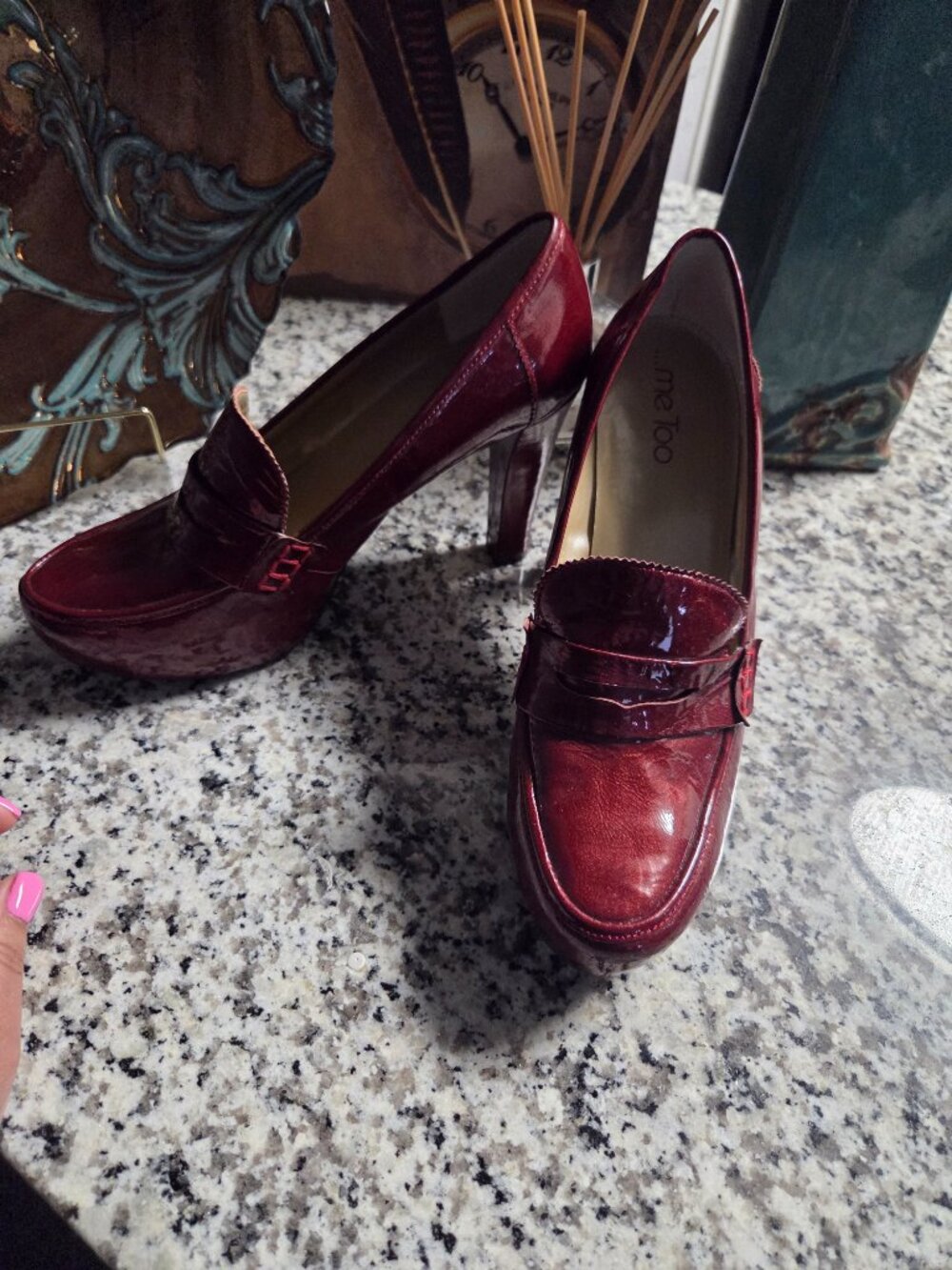 Burgundy Heeled Loafers • Glossy Loafer Pumps • Size 9